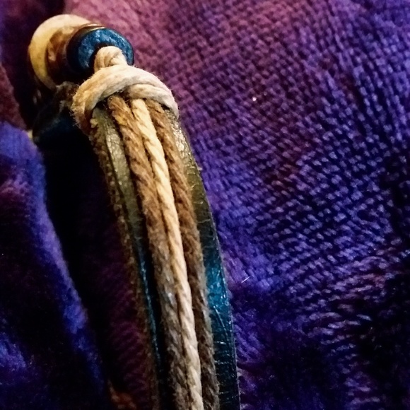 Nwot leather beaded adjustable bracelet😍 - Picture 4 of 5